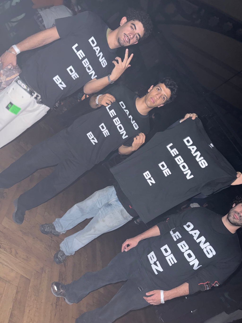 Tee-shirt Dans le bon de bz